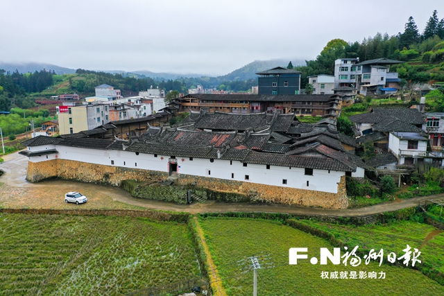 永泰爱荆庄：为爱而建的浪漫 庄寨“复活”的典范