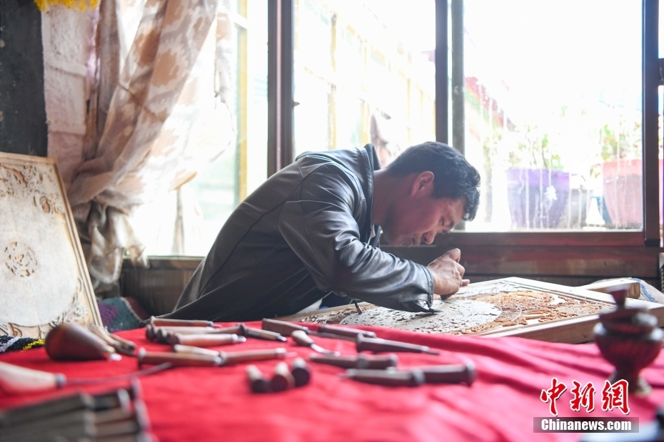 西藏老手艺带动民众就近就业